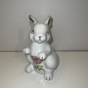 Vintage Antique Reflections by J. Godinger Roses & Gold
Gilt Easter Rabb…